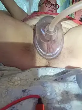 Sex Chat with Hot-Muci - Stripchat