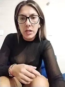 Live Porn with Silreinadorada - Stripchat