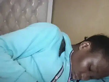 Adult Webcams with justnala001 - Stripchat