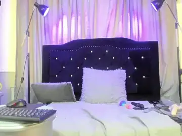 Free Live Porn with Oriana_Jhonson - Stripchat