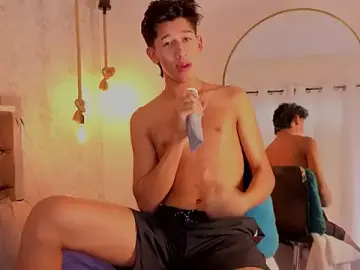 Adult Webcams with dave_eliot - Stripchat