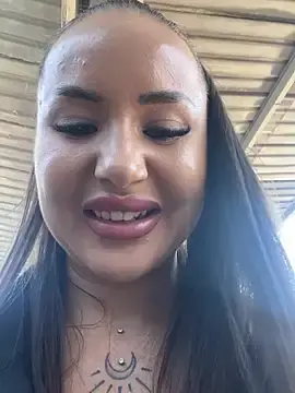 Live Sex Cam with beautydiamond - Stripchat