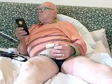 Nude Webcam with KinkCentral - Stripchat
