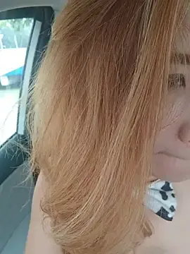 Adult Webcam with XRasee - Stripchat