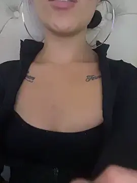 Live Sex Cam with Michelle_ec - Stripchat