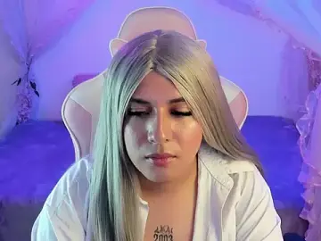 Adult Webcam with gyal_isabella - Stripchat