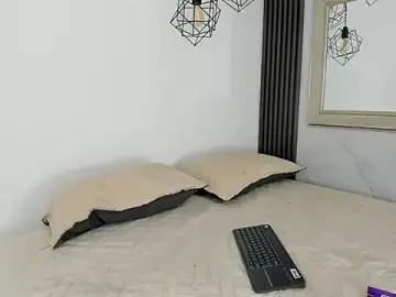 Adult Video Chat with kristyl_paez - Stripchat