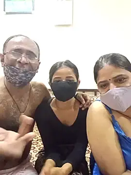 Nude Webcam with HoneyHush - Stripchat