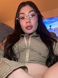 Live Sex Cam with Roxanne_08 - Stripchat