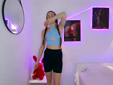 Adult Webcams with Miafiora - Stripchat