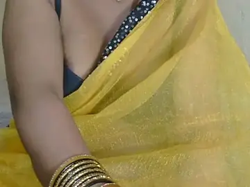 Adult Video Chat with Lovely12streaming - Stripchat