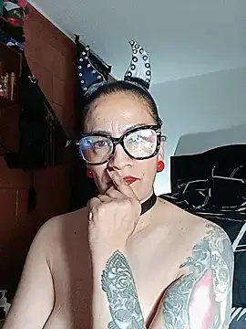 Adult Video Chat with Taylor-hardcore - Stripchat