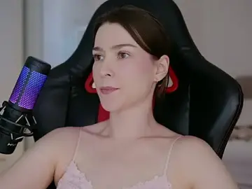 Free Porn Cam with WowHelloAlice - Stripchat