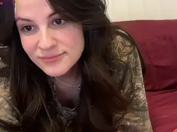 Live Sex Cam with heyitsmadig - Stripchat