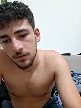 Nude Webcam with Yasinyasin7 - Stripchat