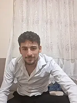Live Porn with Yasinyasin7 - Stripchat