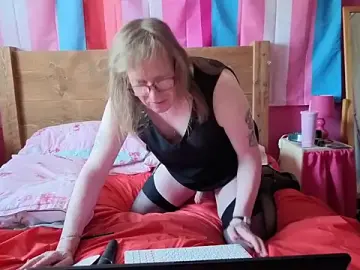 Best live sex cam show with Sarah_1966 - Stripchat