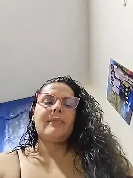 Live Sex with Bella_Morena27 - Stripchat