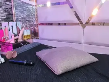 Free Live Porn with Danny_Luxx - Stripchat