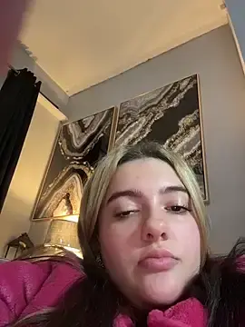 Sex Cam with Naughtygirl2134 - Stripchat