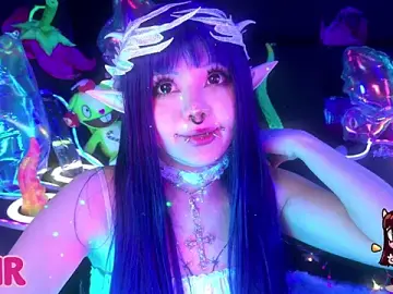 Nude Webcam with LaytonBox - Stripchat