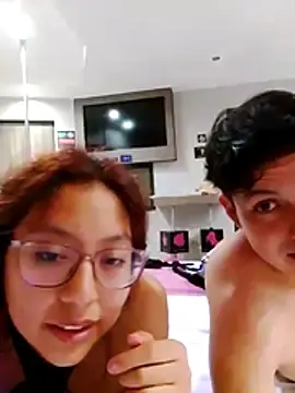 Live Sex Cam with Giby_Grace - Stripchat