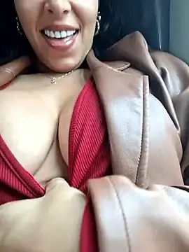 Sex Cam with Luianna - Stripchat