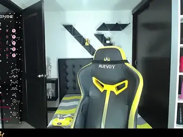 Adult Video Chat with Antonellahot2 - Stripchat