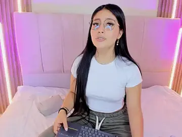 Adult Video Chat with Annie9_ - Stripchat