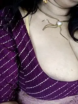 Live Sex with Aarna111 - Stripchat