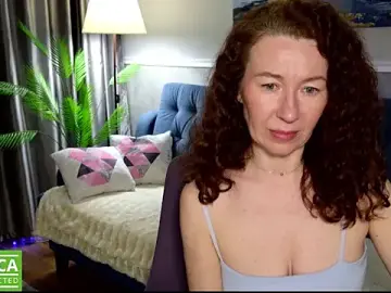 Adult Video Chat with MyrtleGirl_5 - Stripchat