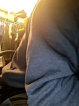 Sex Cam with bigboytoy912 - Stripchat