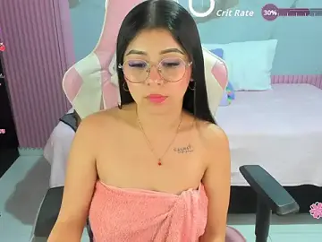 Nude Webcam with Yuli_16 - Stripchat
