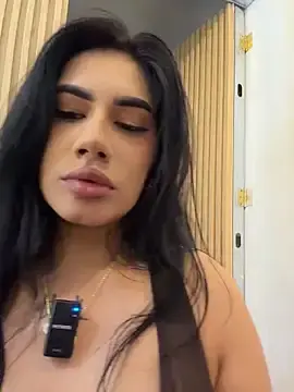 Free Live Porn with clarachanelricek - Stripchat