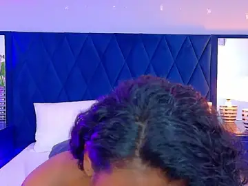 Live Porn with AnnieLeigt - Stripchat