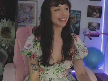 Watch Live Sex Cams with makiyahbelle - Stripchat