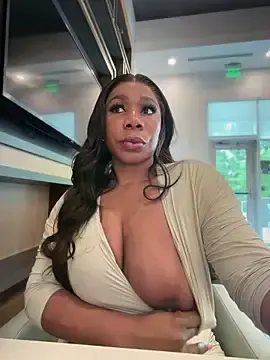 Live Porn with Belle___ - Stripchat