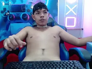 Free Porn Cam with Aron_hot11 - Stripchat