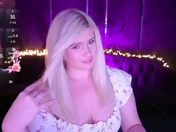 Live Sex Cam with CocoSecretss - Stripchat