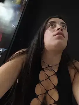 Live Sex Cam with MissNyraSecret - Stripchat