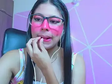 Live Sex Cam with _ALLYSON18_ - Stripchat