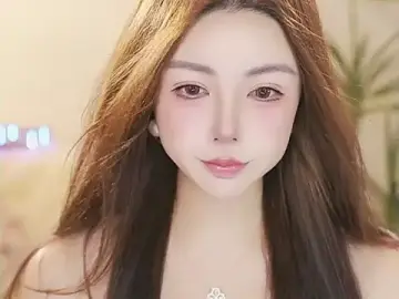 Watch Live Sex Cams with Qiaoqiao__ - Stripchat