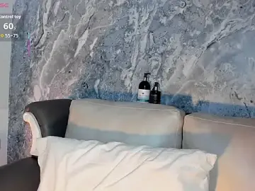 Nude Webcam with Belliinda_21 - Stripchat