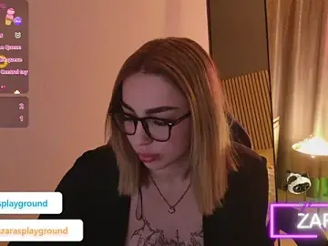 Nude Webcam with ZarasPlayground - Stripchat