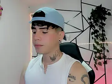 Watch Live Sex Cams with Tayson_Rivers - Stripchat