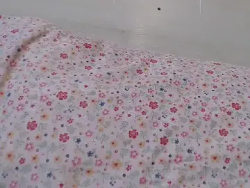 Nude Webcam with CRIYSTINA36 - Stripchat