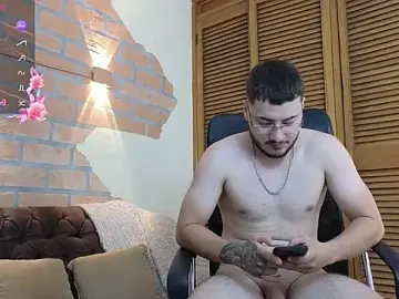 Adult Webcam with Brandon_01 - Stripchat