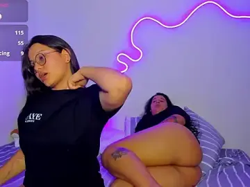 Free Live Porn with Dilan_and_Mia - Stripchat