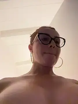 Live Porn with antonhella1 - Stripchat