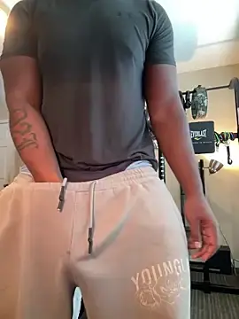 Adult Webcam with KeYBuMp323 - Stripchat